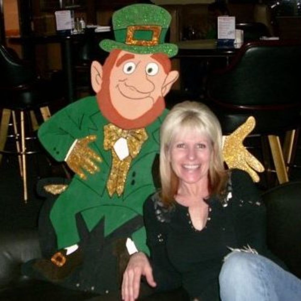 Meet your Posher, Mony